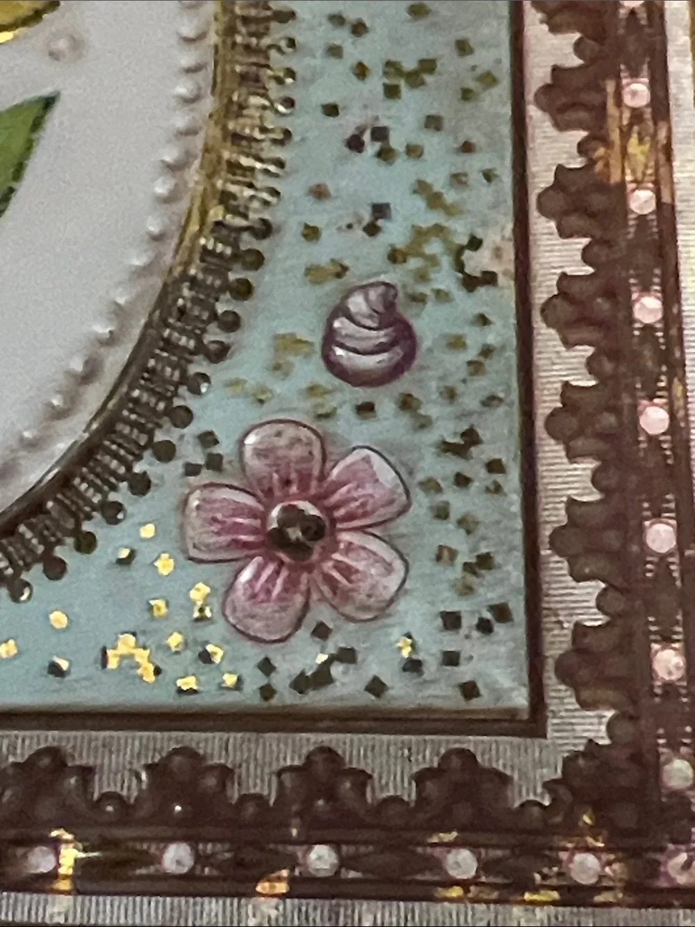 Vintage Rose Tin Trinket Box with Latch